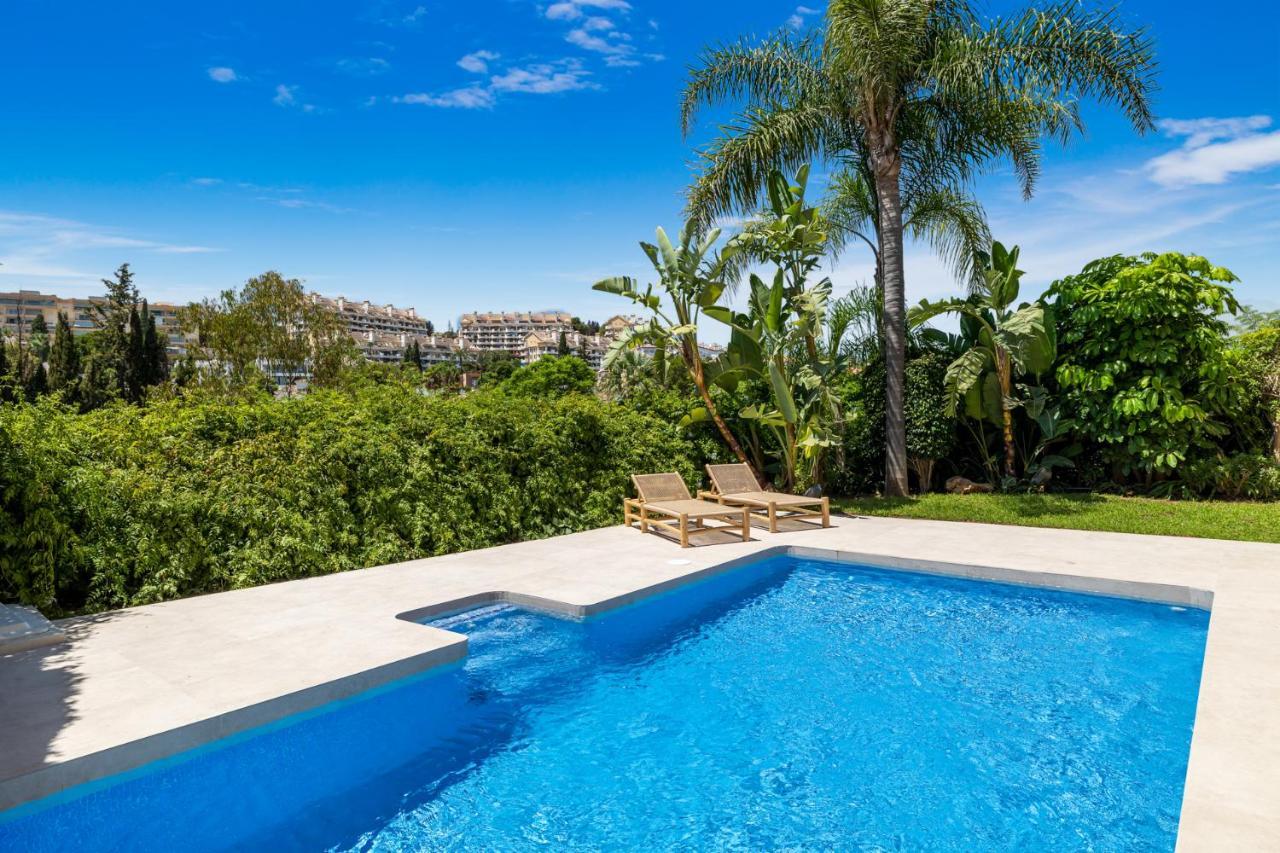 Vacation I Vasari, Near Marina, Private Pool, Rooftop Views, Big Groups